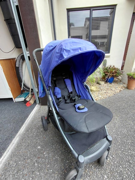 Armadillo Stroller/Pram by Mamas and Papas Carousel 1