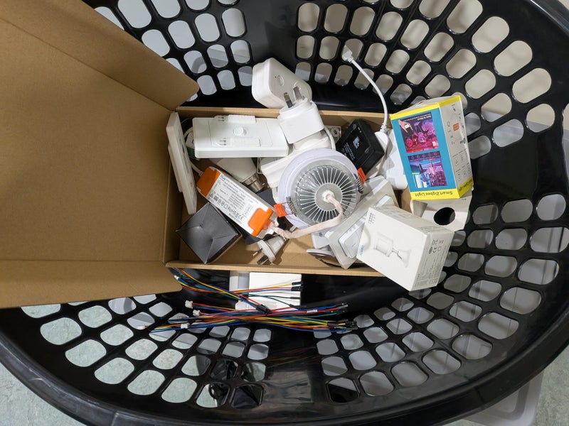 Bulk Lot of Smart Home Bits Carousel 4