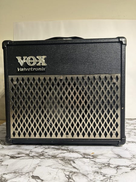Vox amplifier AD15VT Carousel 1