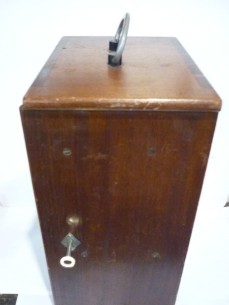 MICROSCOPE. COOKE, THORNTON & SIMS. ENGLAND. Carousel 1