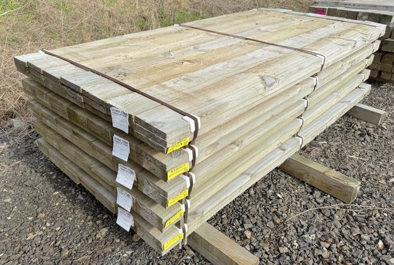 PINE, FENCE PALINGS, 150 x 25mm, ROUGH SAWN, H3.2 TREATED - 252m Carousel 1
