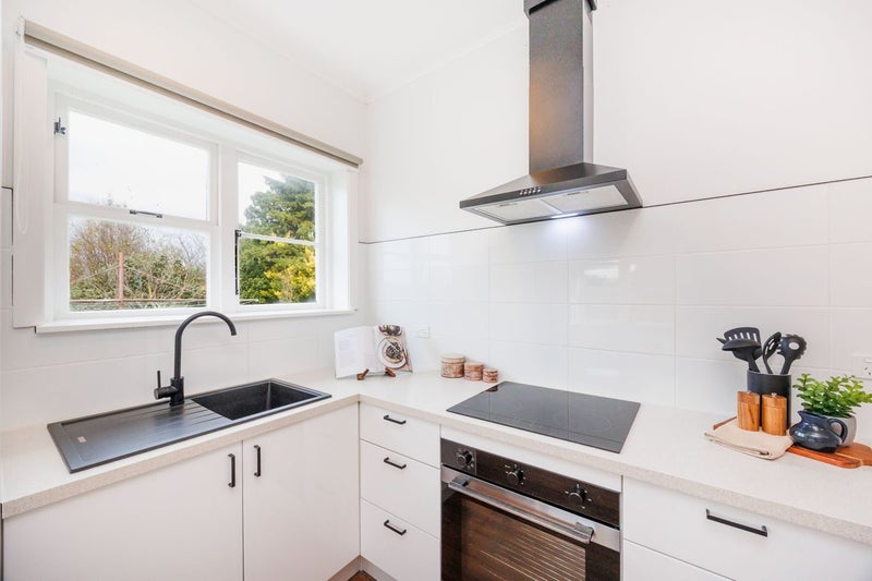 West End, 3 bedrooms63000995397633117