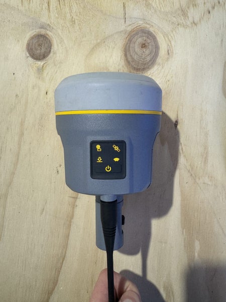Complete Professional Survey Kit - Trimble S6 Total Station + R10 GNSS + TSC763002934455554114