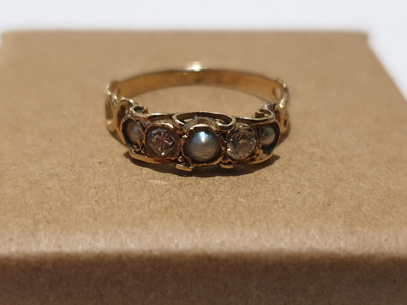 Diamonds/Pearls Old Gold Ring63003978273921111