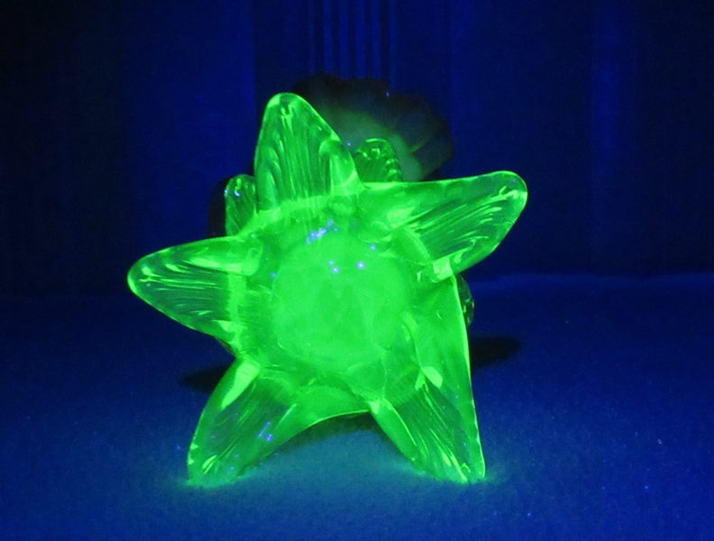 Victorian Uranium glass tulip vase62997227312130113