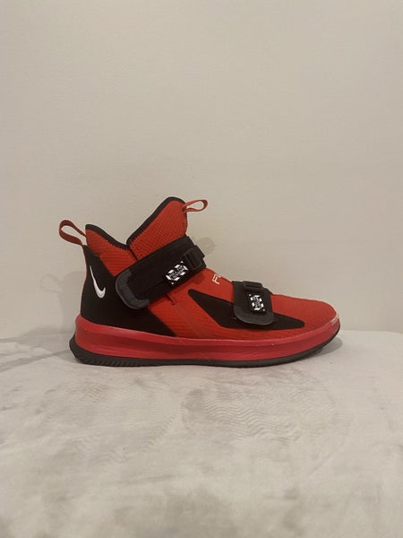 Custom designed Nike LeBron Soldier 13 (used under 10 times)62999802464386113