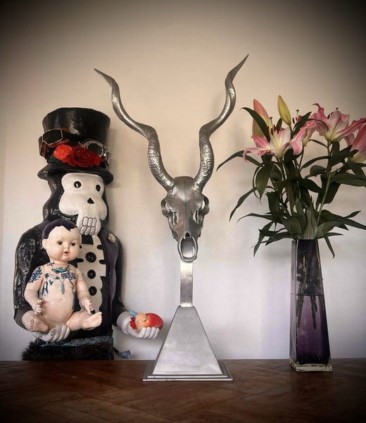 Stunning casts of African KUDU must see Carousel 1