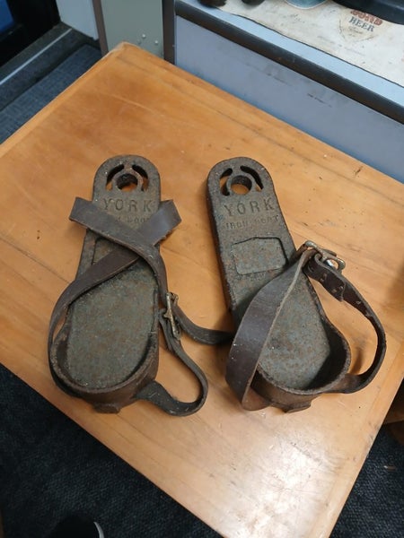 York Cast Iron Boots Carousel 1