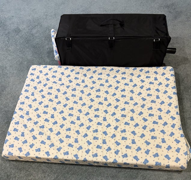 Portable Baby Cot with mattress Carousel 1