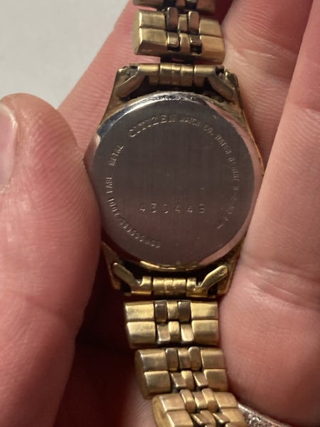 Vintage citizen quartz watch Carousel 3