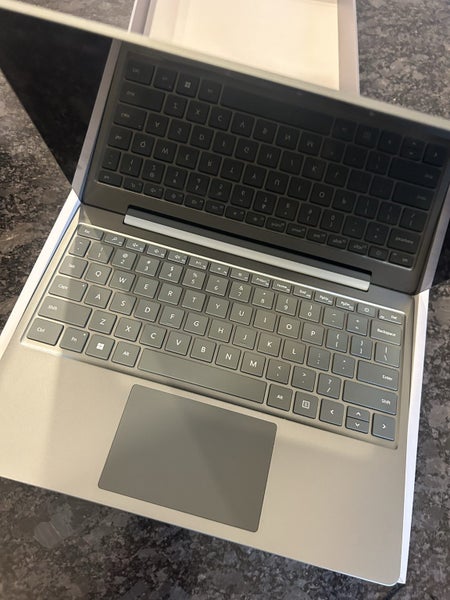 Microsoft surface pro 2 laptop Carousel 2