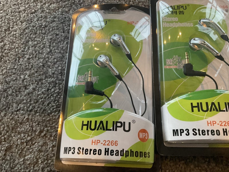 STEREO HEAD PHONES 3 NEW Carousel 2