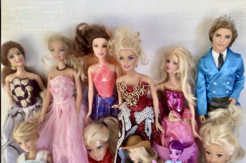 Vintage Barbie Prince Ken with Sindy Girls, includes heaps of kit & accessories.63004033541249112