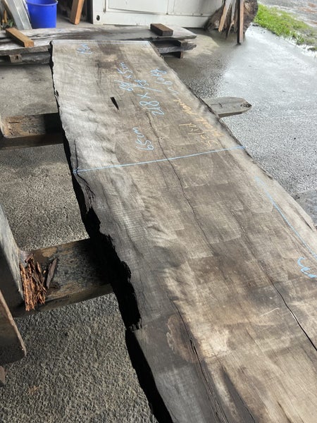 218cm Solid Black Maire Slab – Clearance63002640148097113