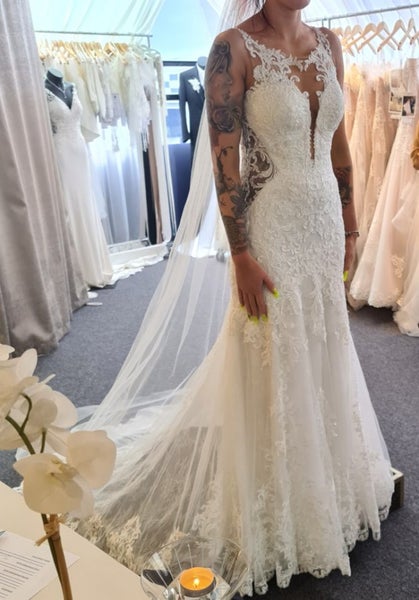 Essense of Australia -D2548 Wedding Dress NEW63002640187905114