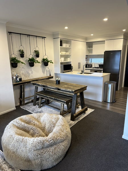 Hamilton Lake, 2 bedrooms63003318886401113