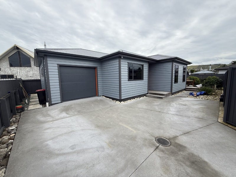 Image 1 of 20