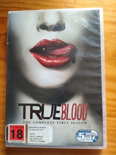 True Blood: The complete first season630024559887371128