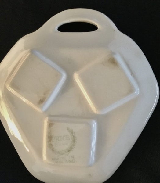 Vintage Price Bros cottage ware cruet set.63003393181442112