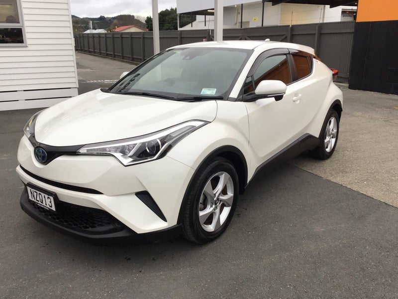 2017 Toyota C-HR Hybrid SUV63612528466945113