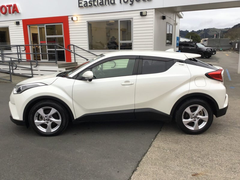 2017 Toyota C-HR Hybrid SUV63612528466945114