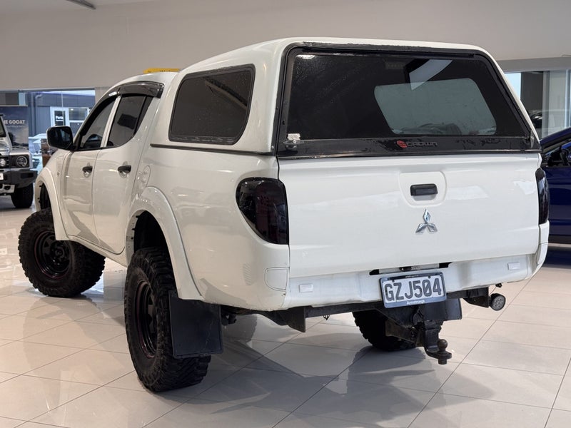 2013 Mitsubishi Triton 4WD 2.5 6MT NZ New63612528564738112
