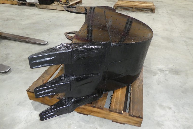 BRAND NEW 20 TONNE DIGGER BUCKET63004051659650113