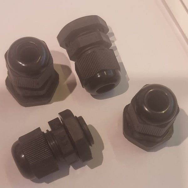 Black Cable cord Grips 4 units supplied here, 2 pairs Carousel 1