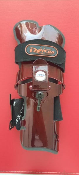 Tenpin bowling wrist guards Carousel 1