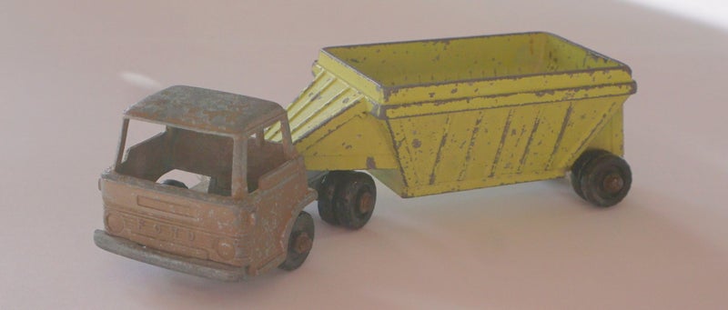 Fun Ho Toy Truck - No 49 Ford Truck - Sand Dumper Carousel 1