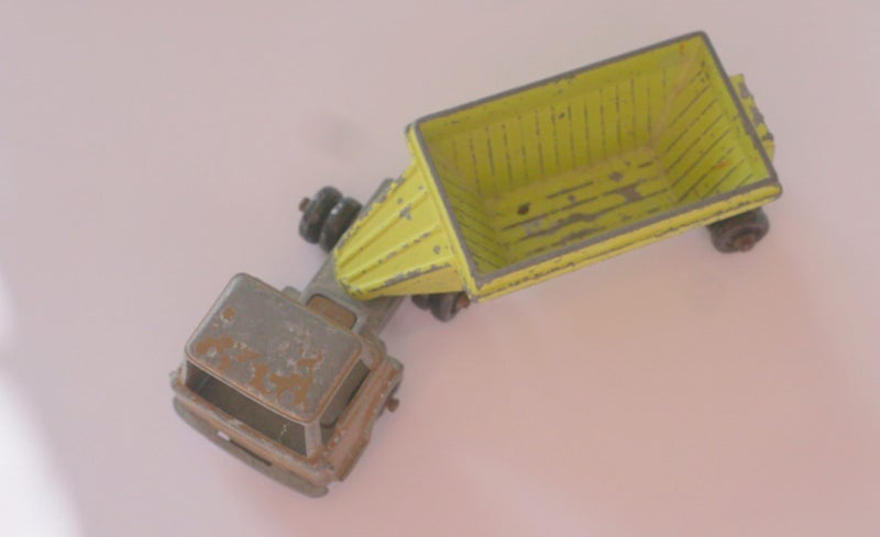 Fun Ho Toy Truck - No 49 Ford Truck - Sand Dumper Carousel 7
