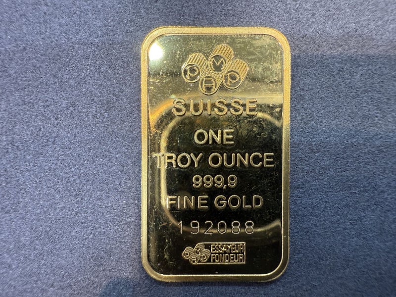 1 Oz Gold Minted Bar PAMP Suisse Fortuna Carousel 1