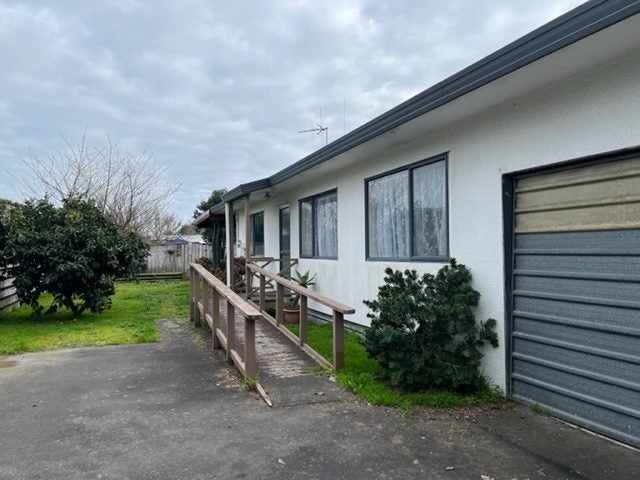 Image 1 of 17