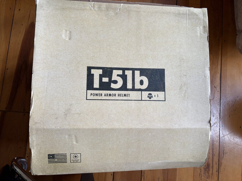 Fallout T-51 B helmet Carousel 11