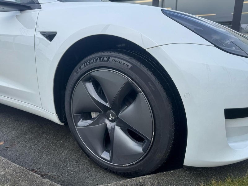 2023 Tesla Model 3 Standard Range Plus63612530005635113