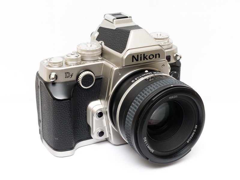 Nikon Df 50mm f/1.8 G Special Edition Kit silver636144280819211112