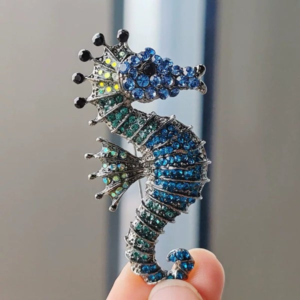 Colorful Seahorse Brooch – Ocean-Inspired Statement Pin Carousel 1