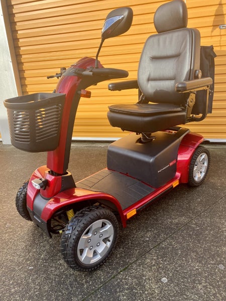 Pride Pathrider 130XL Premium Mobility Scooter Carousel 1