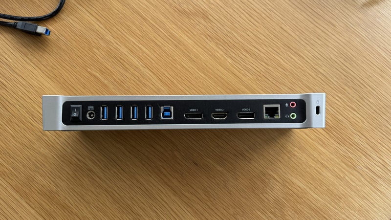 Triple Monitor USB 3.0 Docking Station Carousel 2