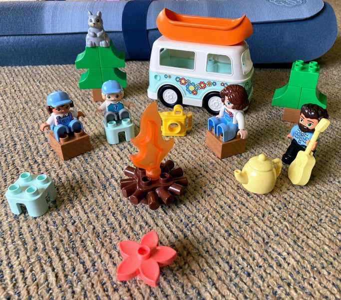 Family camping van adventure - Duplo Carousel 2