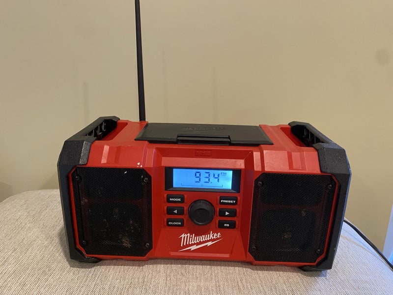 Milwaukee Job Site Radio M18 JSR Carousel 1