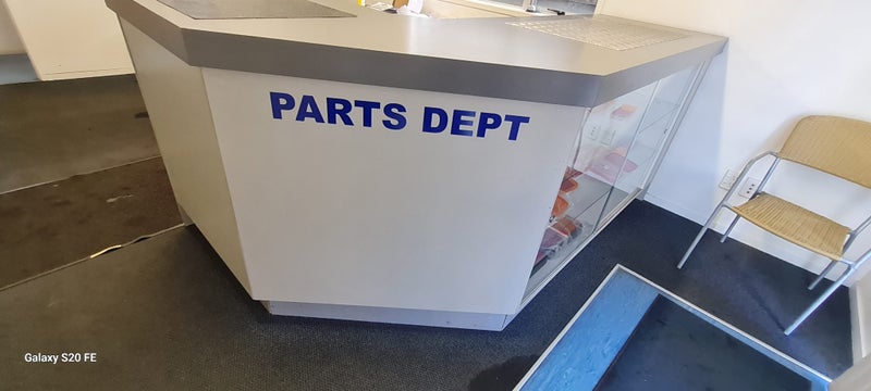 Reception/Parts Desk Carousel 1