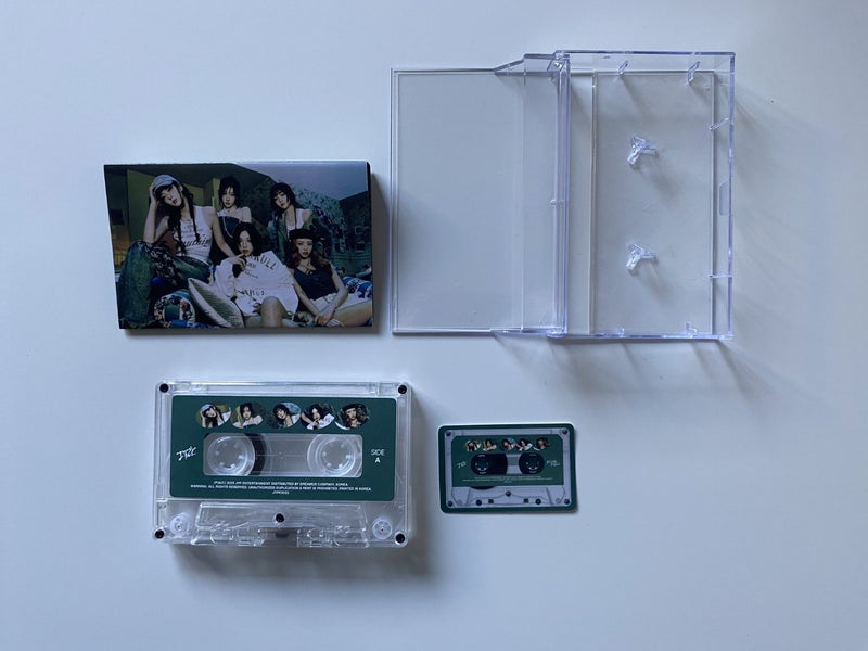 Itzy Girls Will Be Girls Cassette Album Version A Carousel 2