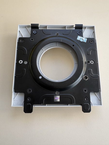 Dell Monitor VESA Wall Mount Adapter Carousel 2