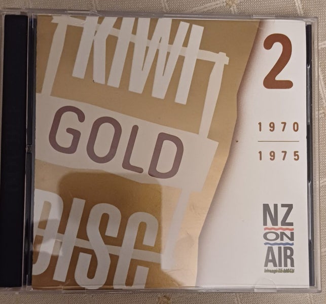 Kiwi Gold Disc 2 (1970–1975) – 2CD Set NZ On Air Promo w/ Talk Disc (Rare) Carousel 1