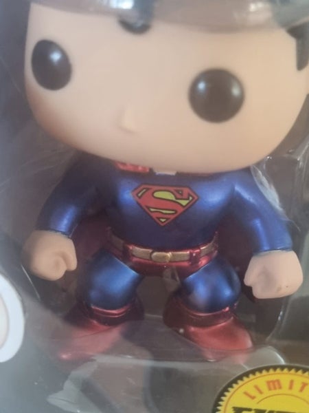 Rare Metallic Superman Chase Funko Pop Carousel 2
