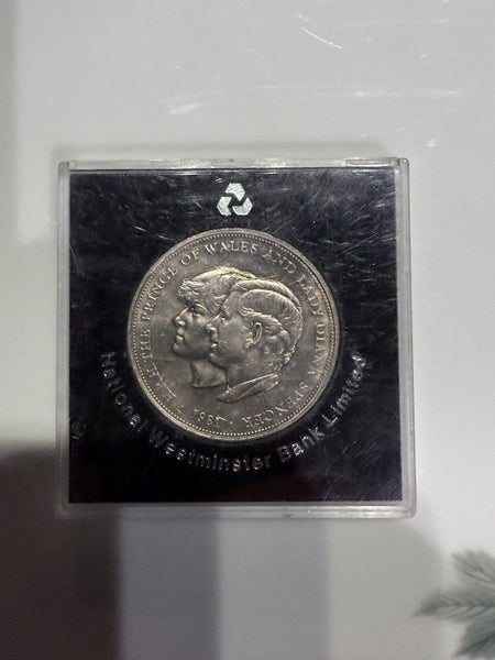 H.R.H Prince of Wales & Lady Diana Spencer Commemorative coin Carousel 1