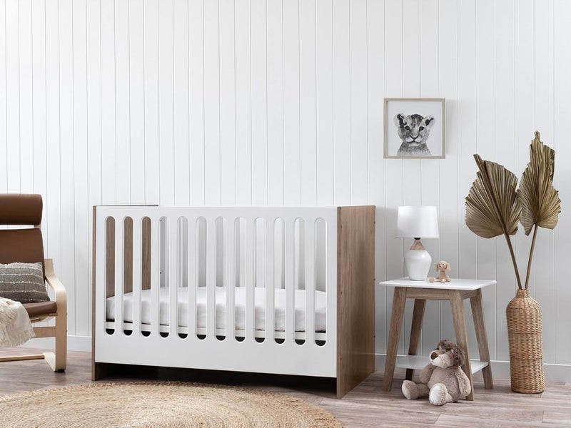Mocka Amalfi Luxe Cot Carousel 1