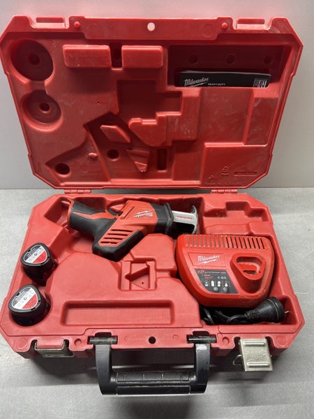 Milwaukee M12 Hackzall Reciprocating Saw with 1.5AH bundle kit 2 batteries Carousel 4