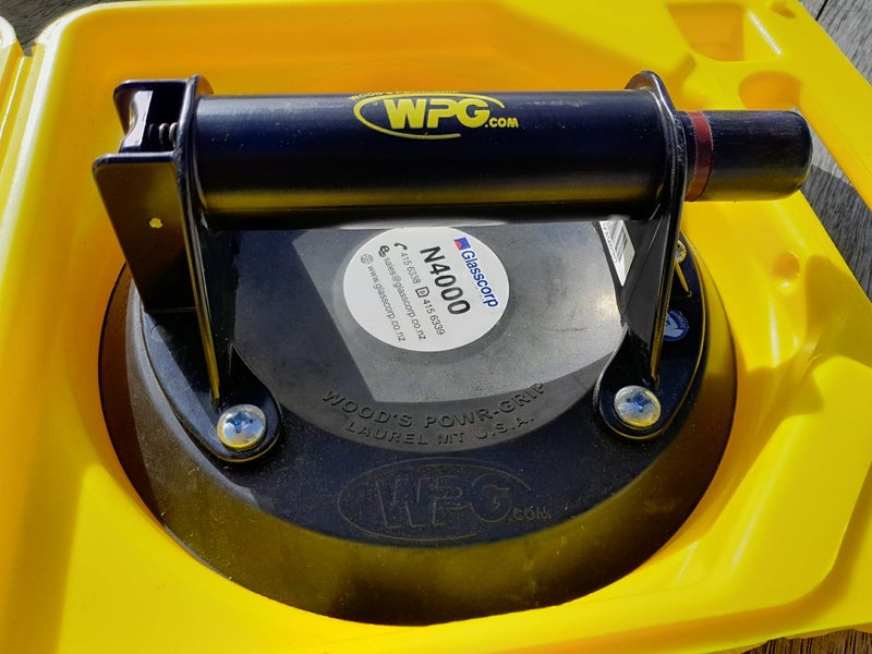 Woods power grip hand vacuum lifters Carousel 1